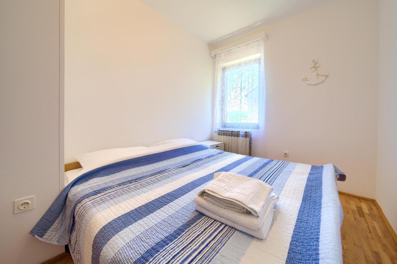 נייביצה Apartments Dundo מראה חיצוני תמונה