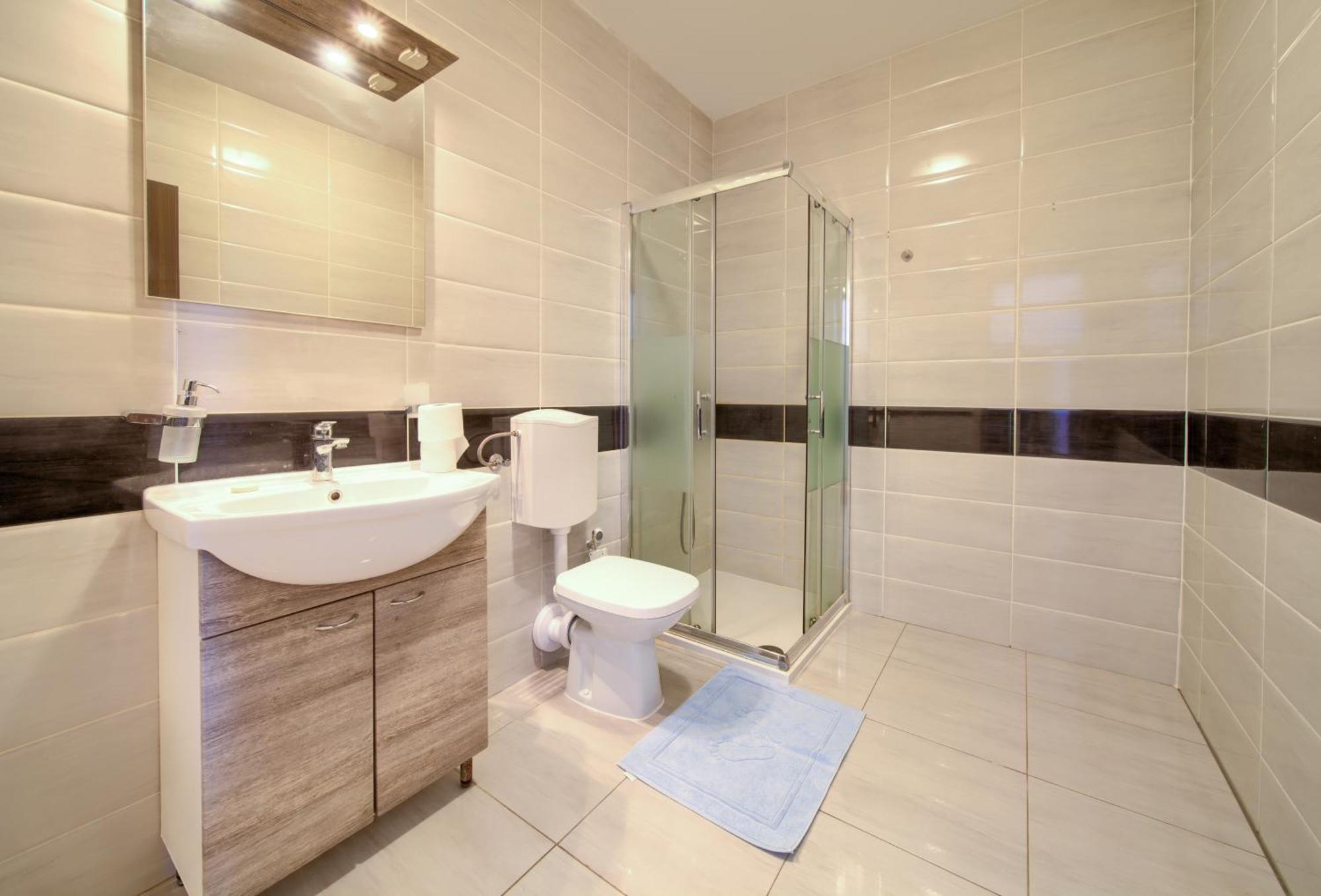 נייביצה Apartments Dundo מראה חיצוני תמונה