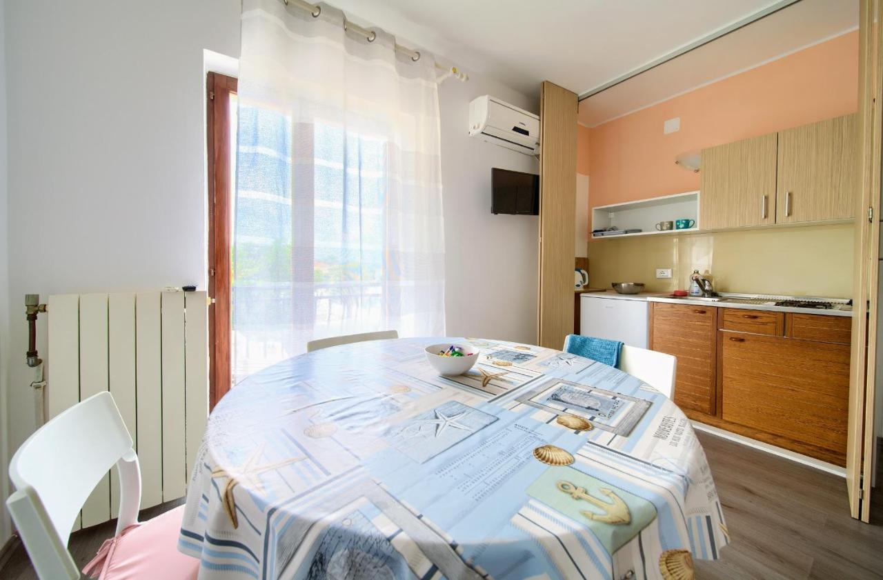 נייביצה Apartments Dundo מראה חיצוני תמונה